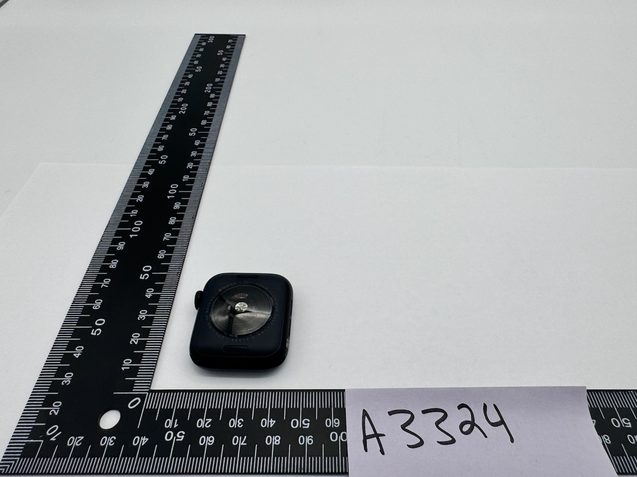 Apple Watch external FCC photo from External Photos p. 2