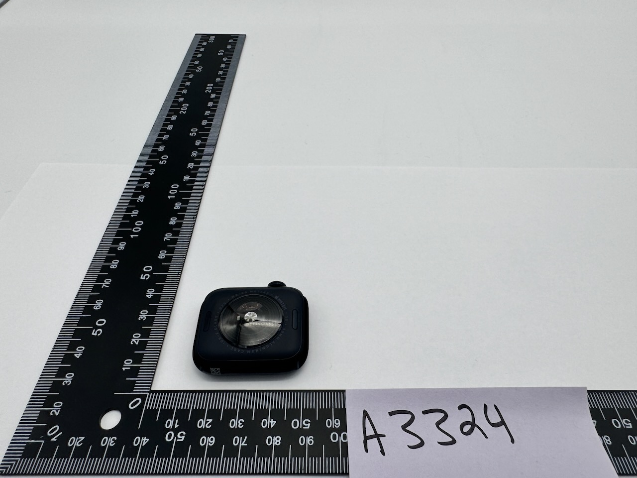 Apple Watch external FCC photo from External Photos p. 2