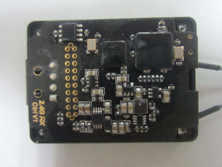DJI 201309002 internal FCC photo from Internal Photos p. 1