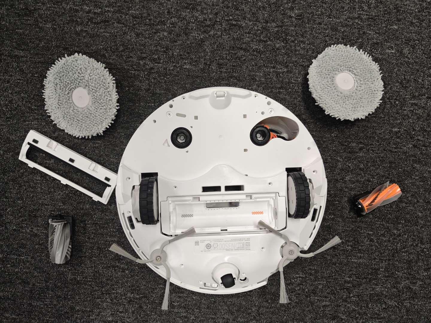 DJI CR8 internal FCC photo from Internal Photos p. 1