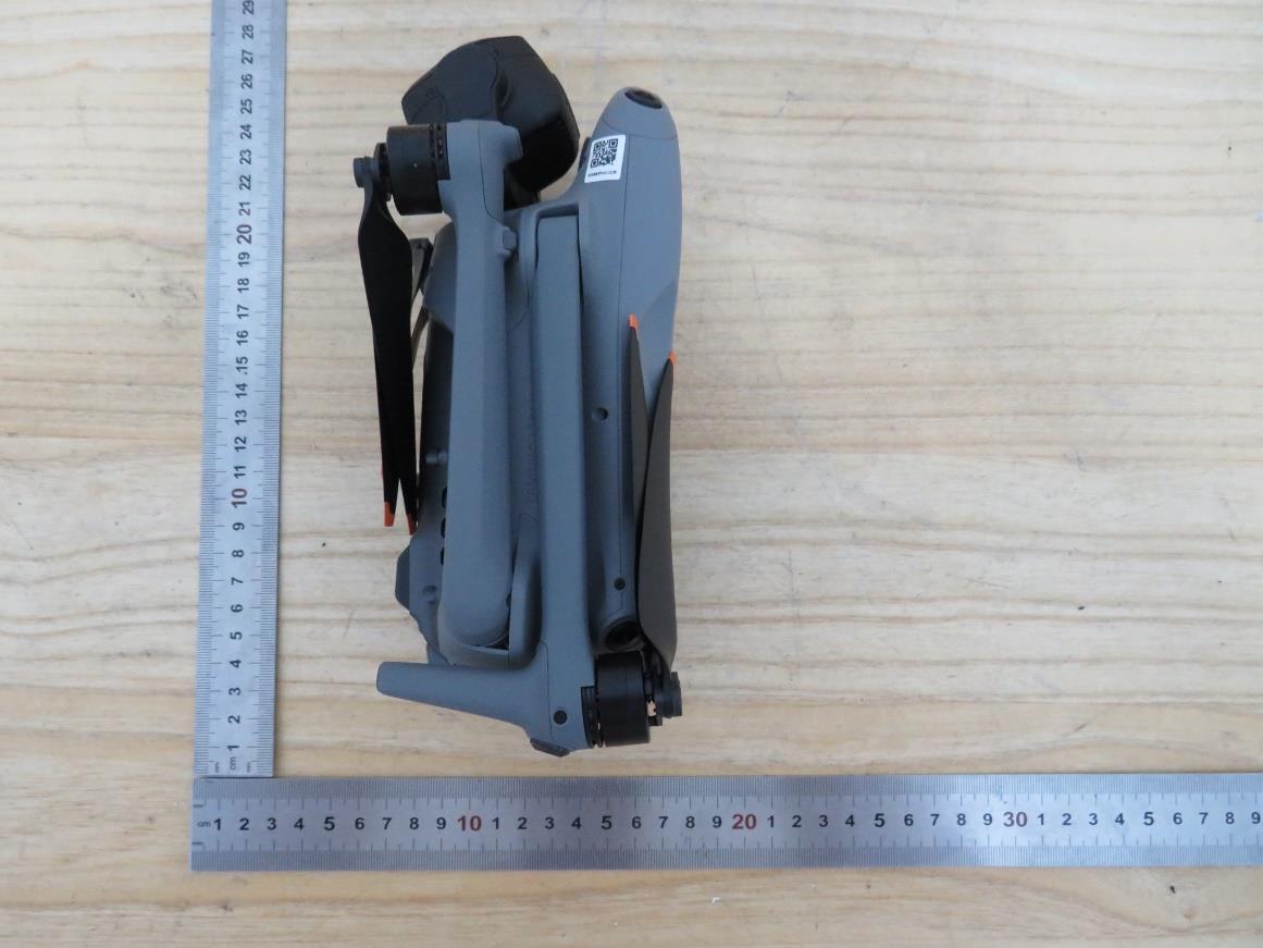 DJI CZ3SCL24 external FCC photo from External Photos p. 4