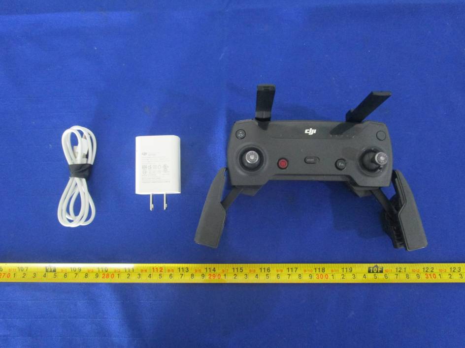 DJI GL100A1704 external FCC photo from External Photos p. 1