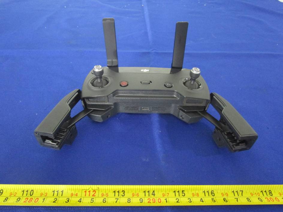 DJI GL100A1704 external FCC photo from External Photos p. 2
