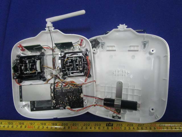 DJI GL3581503 internal FCC photo from Internal Photos p. 1