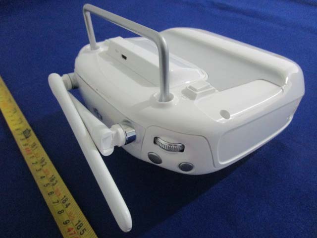 DJI GL3581511 external FCC photo from External Photos p. 3