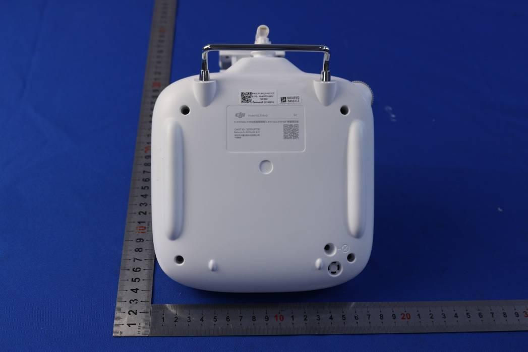 DJI Phantom 3 SE Remote Controller external FCC photo from External Photos p. 1