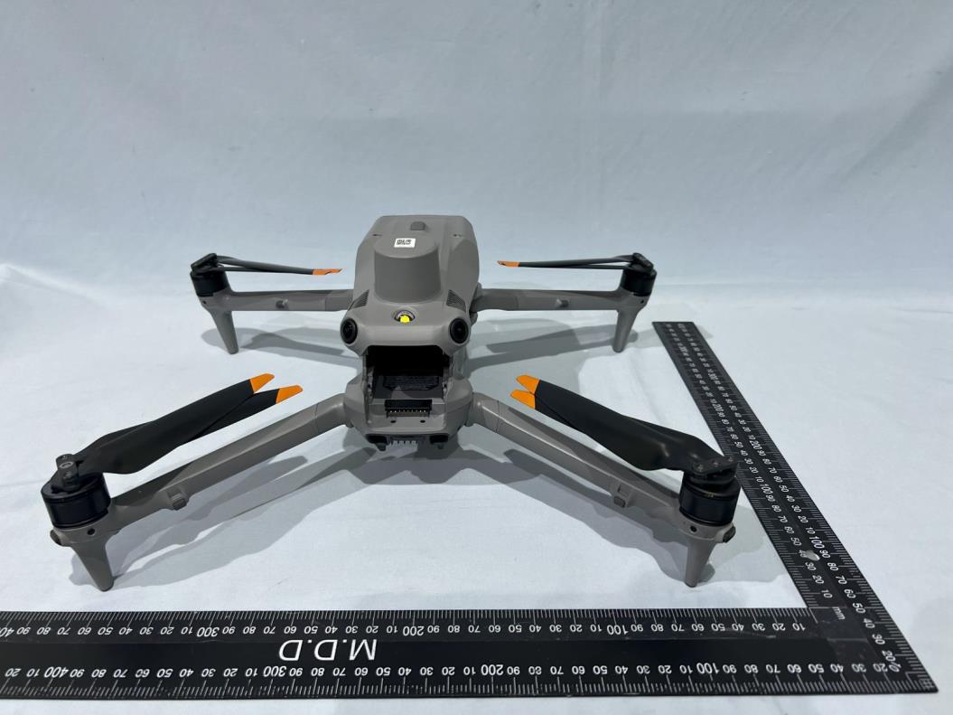 DJI JV312406 external FCC photo from External Photos p. 2