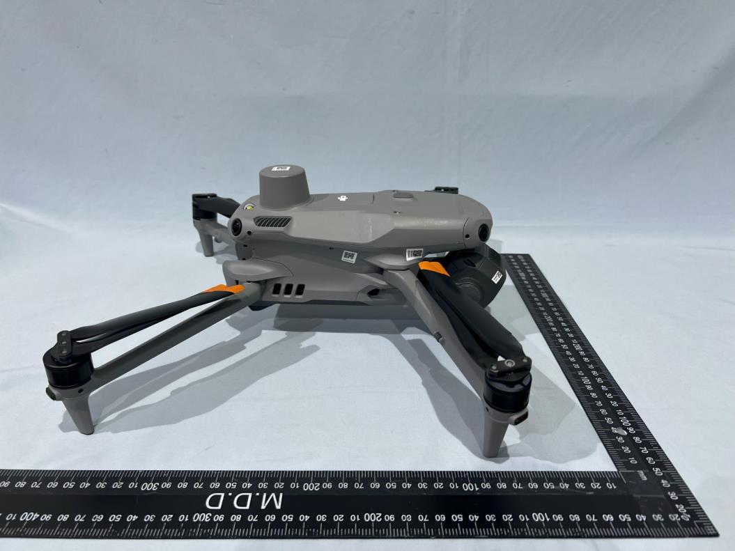DJI JV312406 external FCC photo from External Photos p. 3