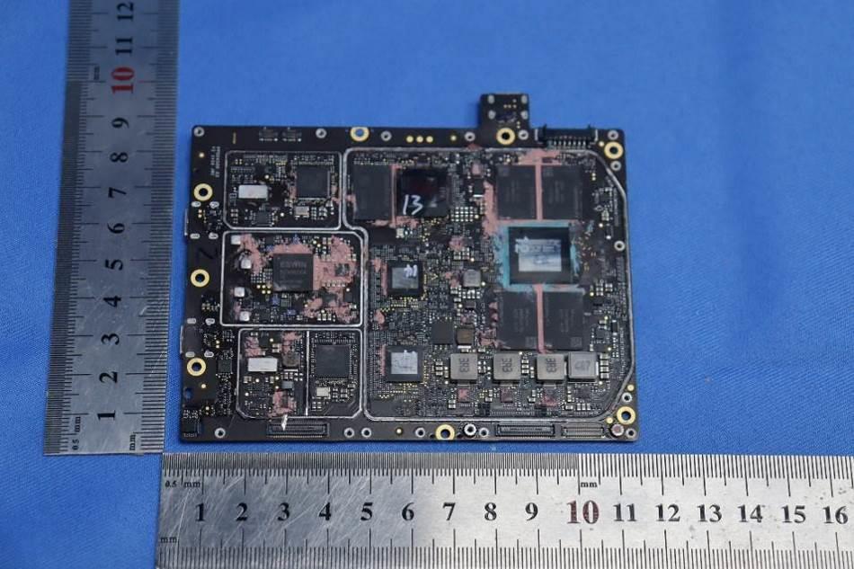 DJI Matrice 400 internal FCC photo from Internal Photos p. 1