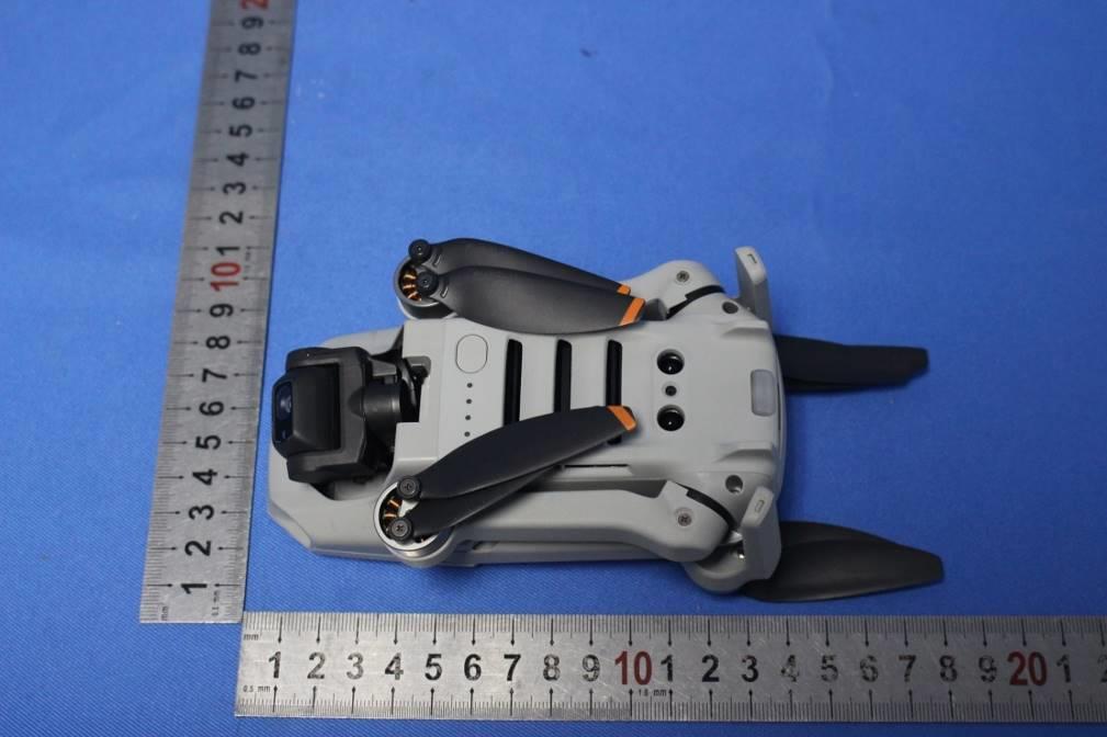 DJI MT2SS52010 external FCC photo from External Photos p. 3