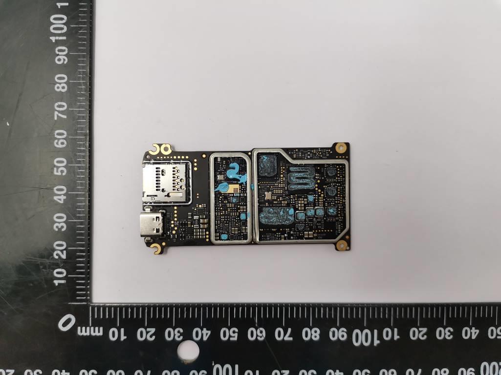 DJI MT3PD22 internal FCC photo from Internal Photos p. 1
