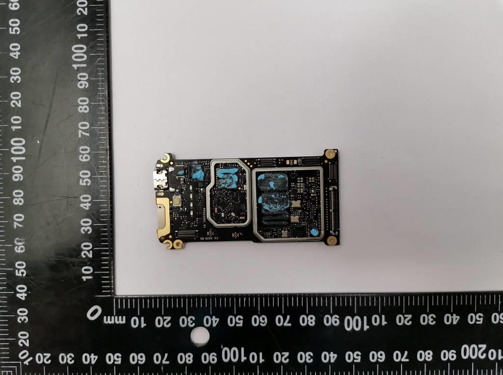 DJI MT3PD22 internal FCC photo from Internal Photos p. 1