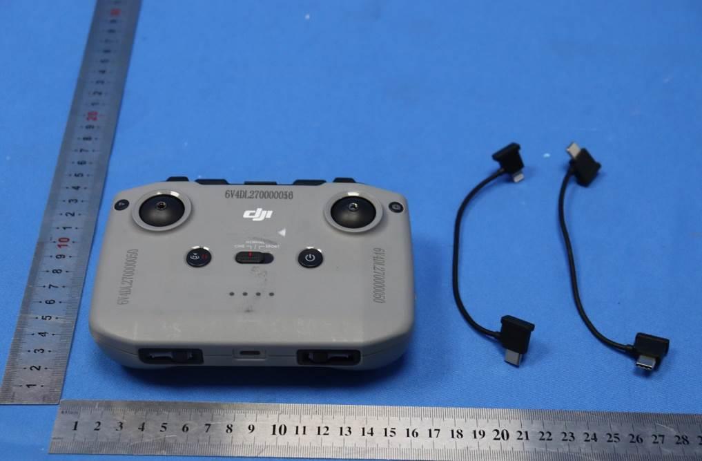 DJI RC1512303 external FCC photo from External Photos p. 2