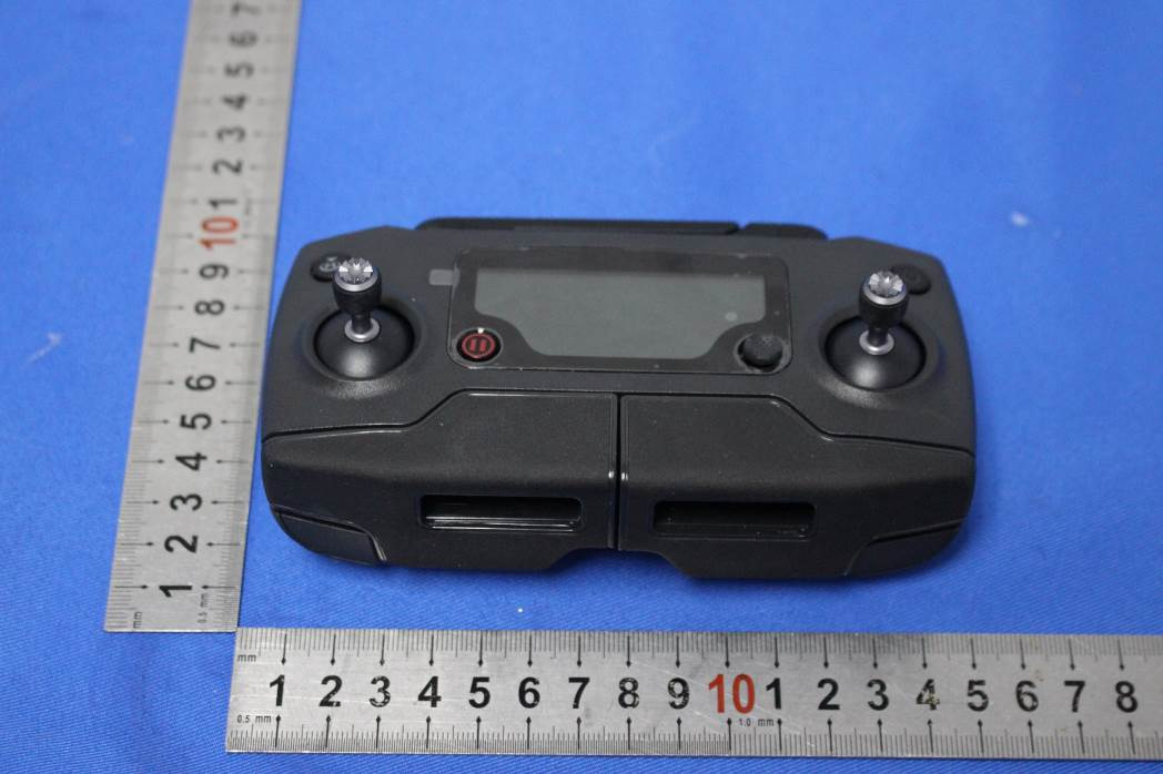 DJI Mavic 2 Pro external FCC photo from External Photos p. 1