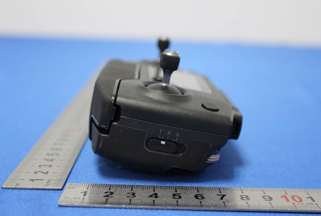 DJI Mavic 2 Pro external FCC photo from External Photos p. 2