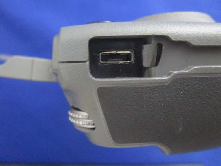 DJI Mavic 2 Pro external FCC photo from External Photos p. 4