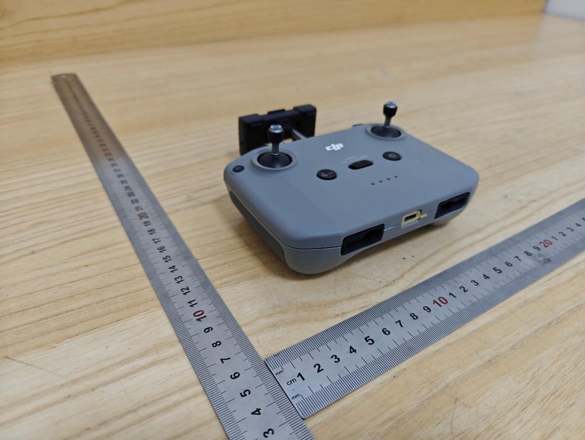 DJI RC2311911 external FCC photo from External Photos p. 5
