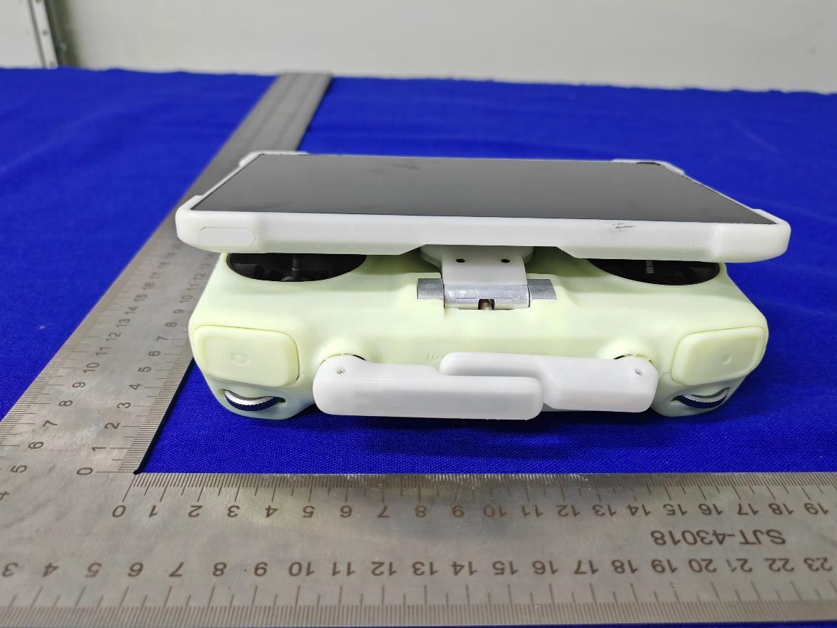 DJI Mavic 4 Pro external FCC photo from External Photos p. 2
