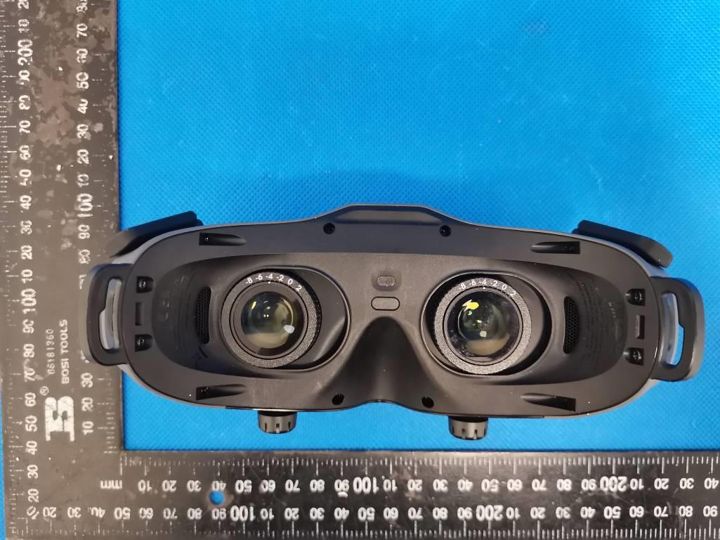 DJI RCDS1821 external FCC photo from External Photos p. 2