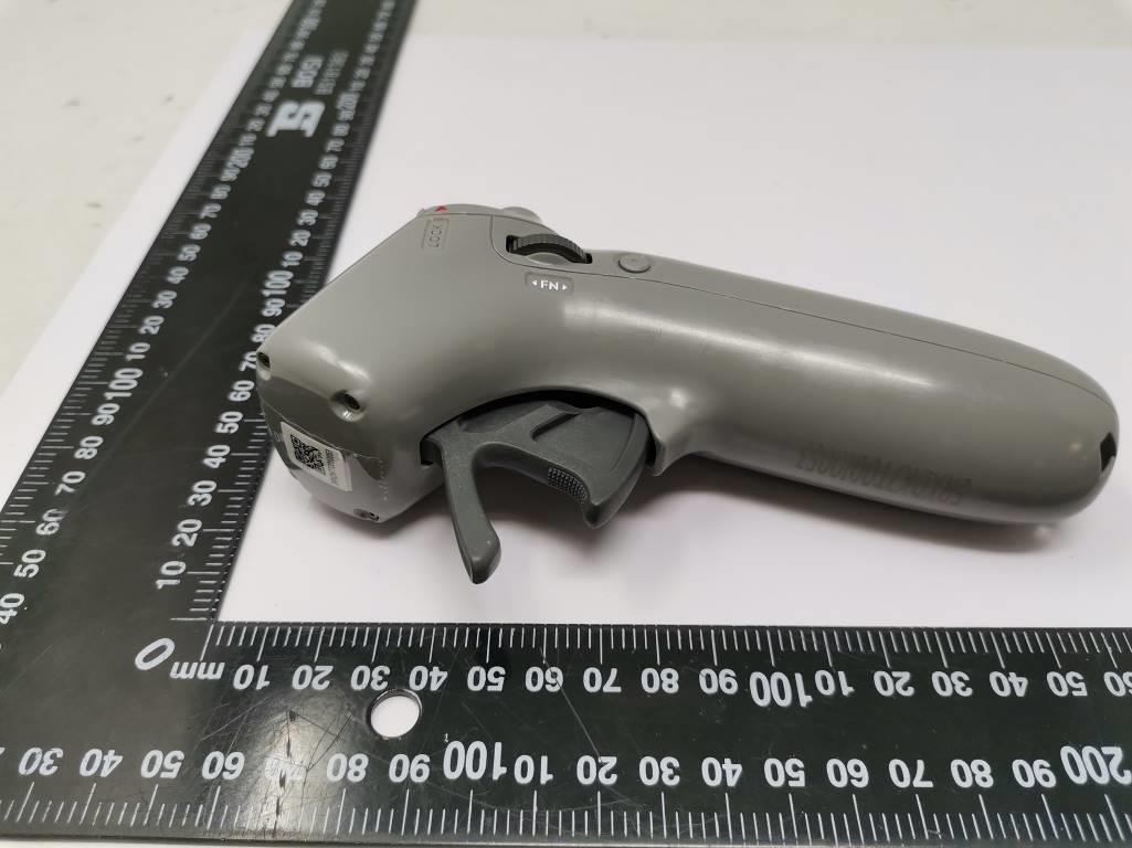 DJI RM22022 external FCC photo from External Photos p. 2