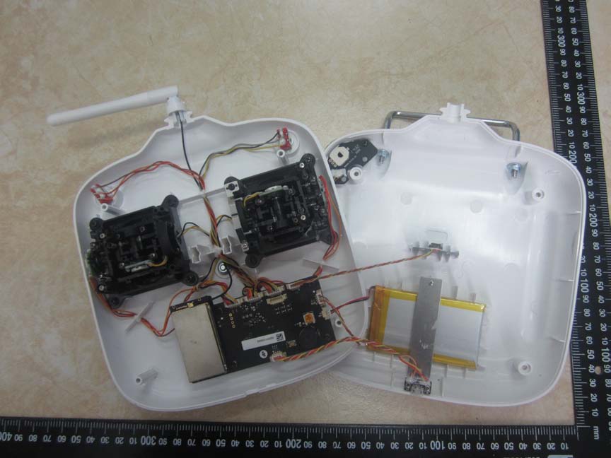 DJI WM300U58G internal FCC photo from Internal Photos p. 1