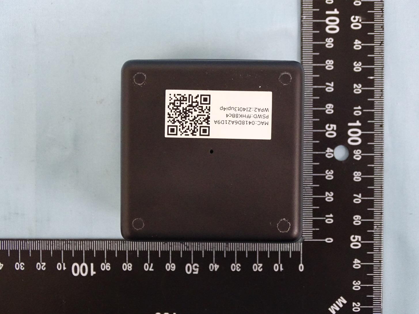 Ubiquiti airCube loco external FCC photo from External Photos p. 2