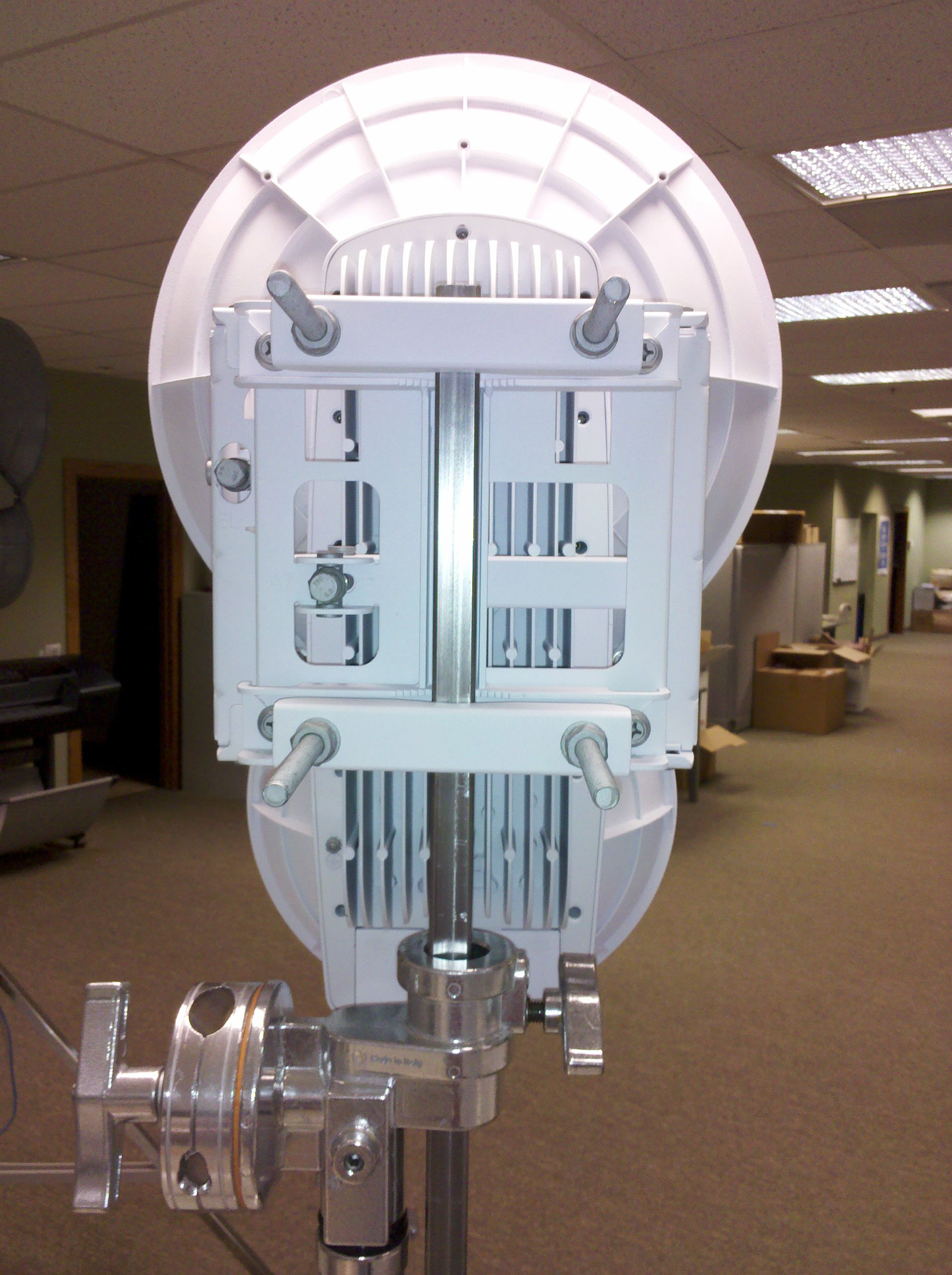 Ubiquiti AF24 external FCC photo from External Photos p. 2