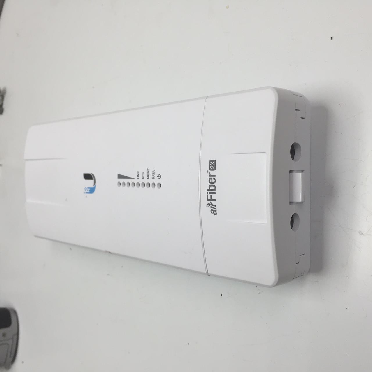 Ubiquiti AF2X external FCC photo from External Photos p. 4