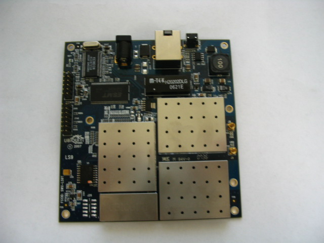 Ubiquiti LS9 external FCC photo from External Photos p. 1
