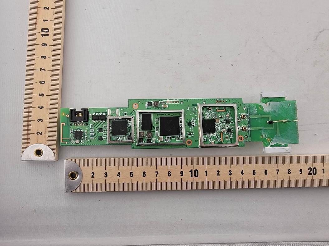 Ubiquiti LTUINS internal FCC photo from Internal Photos p. 1