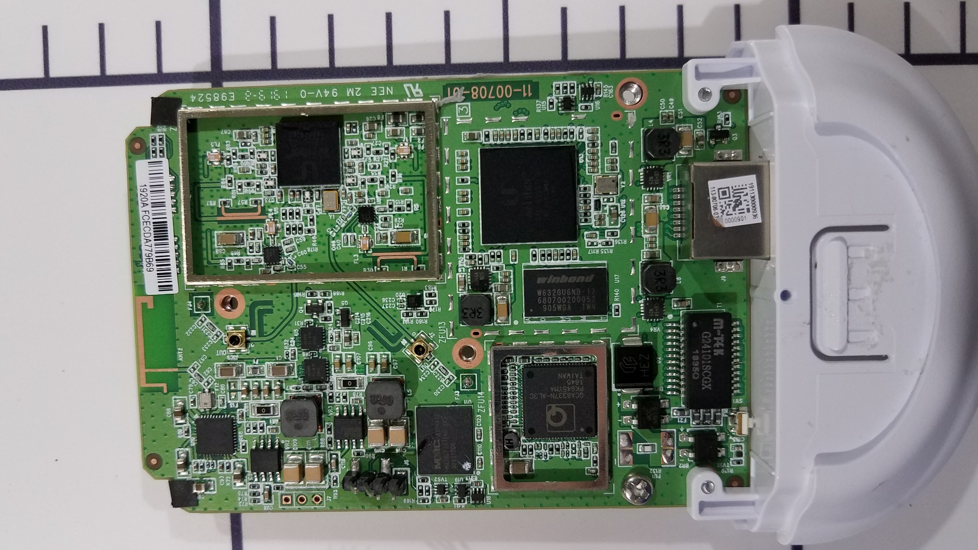 Ubiquiti LTU-LITE internal FCC photo from Internal Photos p. 4