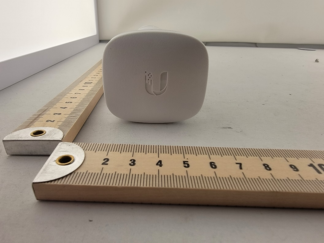 Ubiquiti LTUXR external FCC photo from External Photos p. 1