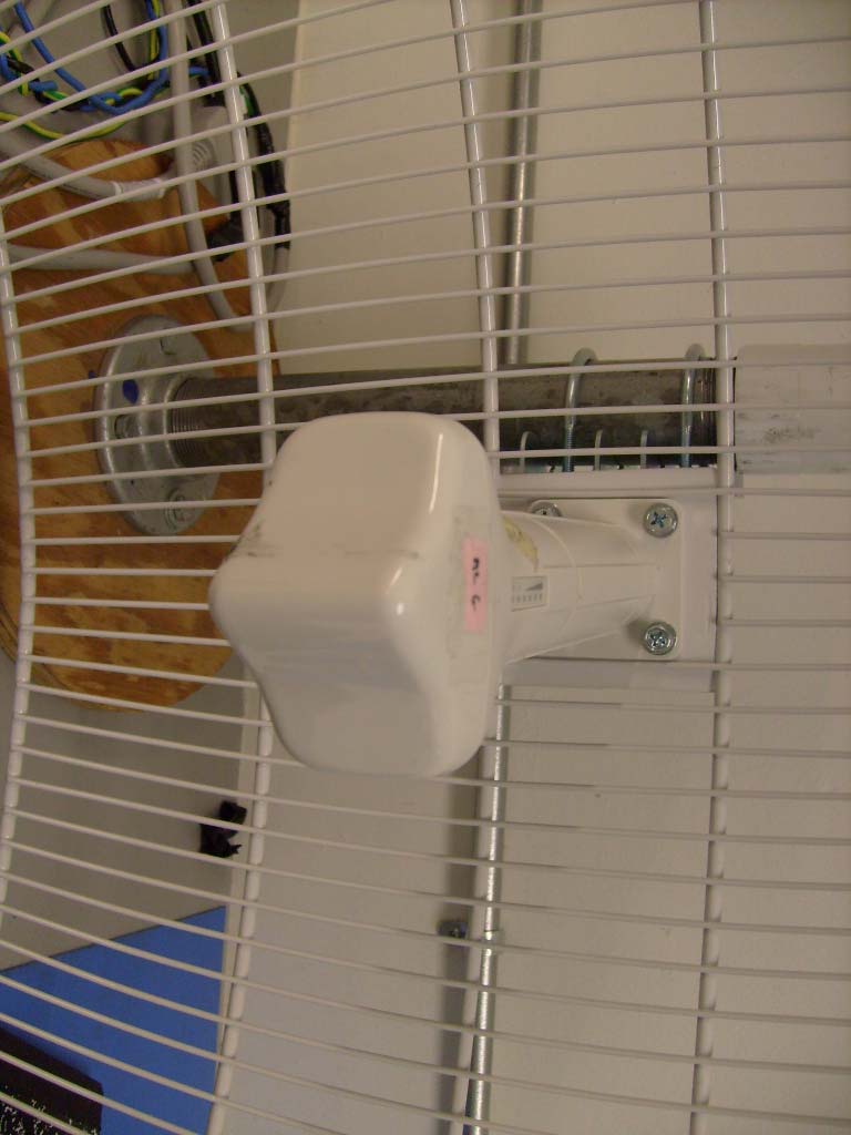 Ubiquiti M2G external FCC photo from External Photos p. 3
