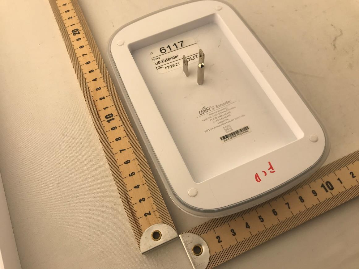 Ubiquiti U6EXTR external FCC photo from External Photos p. 2