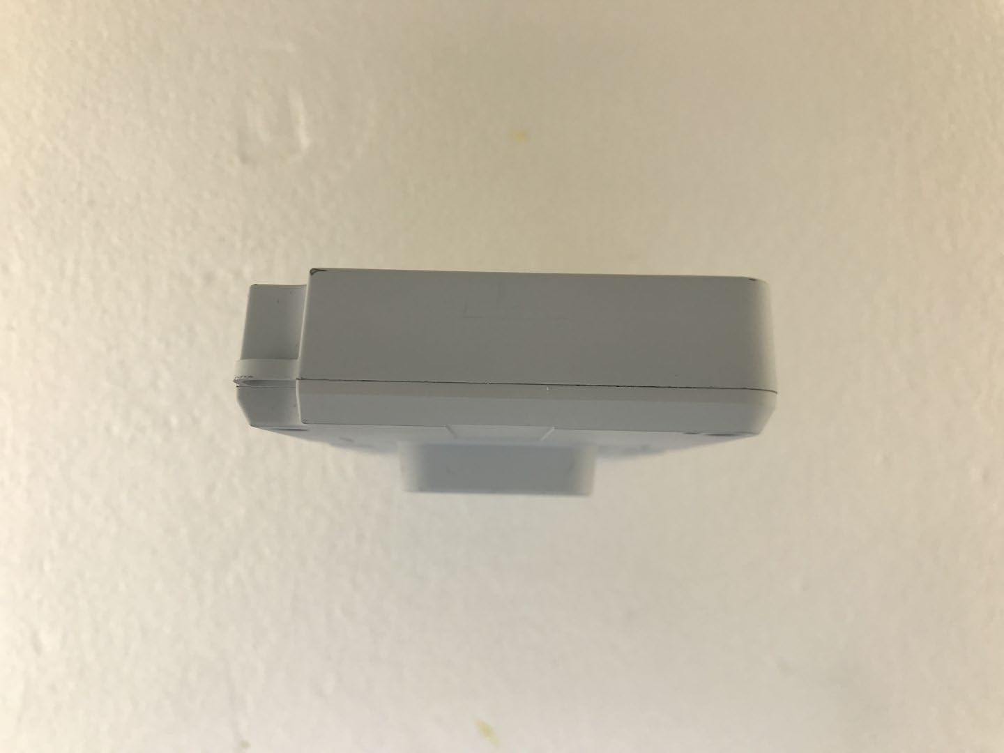 Ubiquiti U6IW external FCC photo from External Photos p. 1