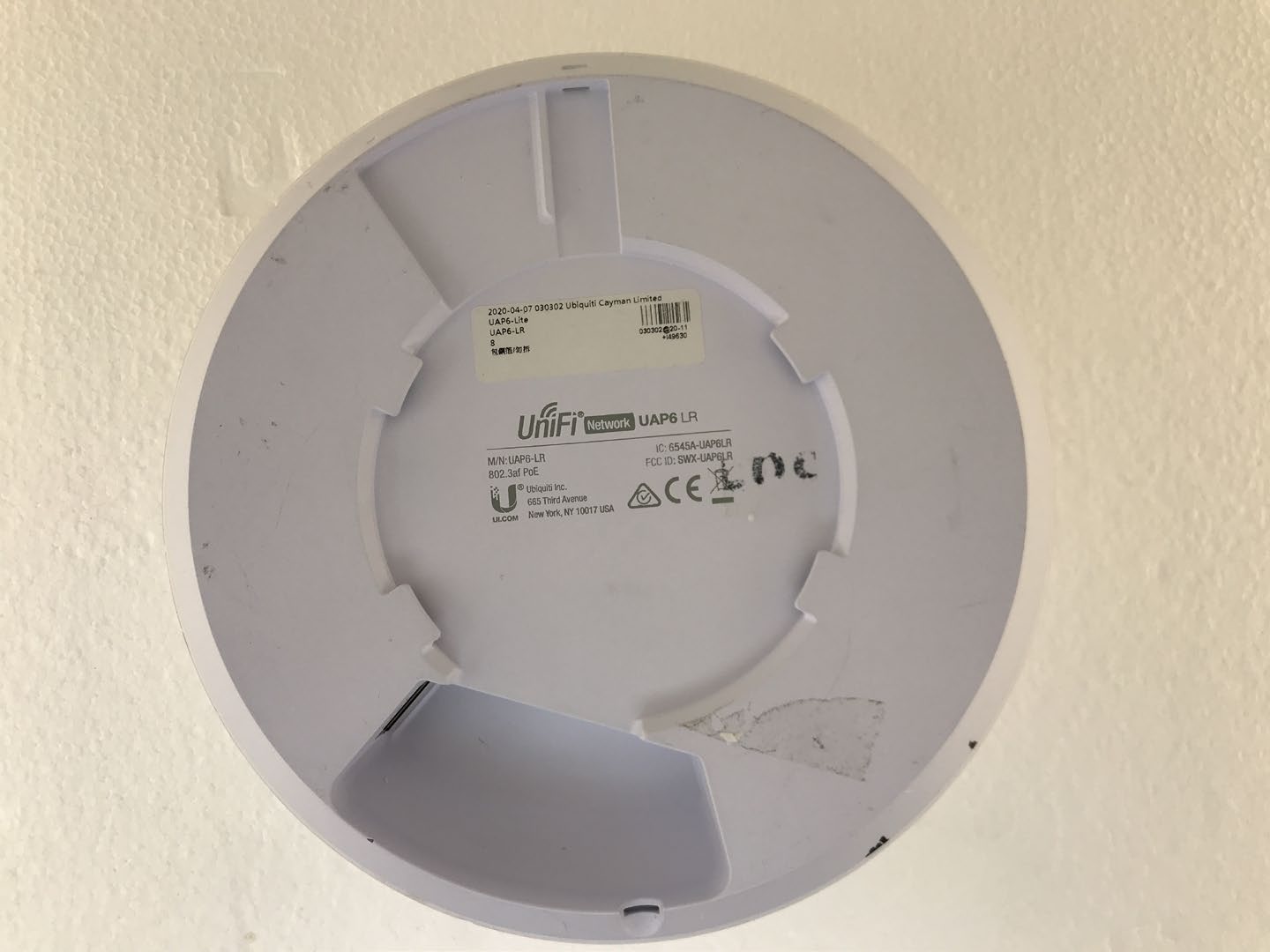 Ubiquiti U6LR external FCC photo from External Photos p. 1