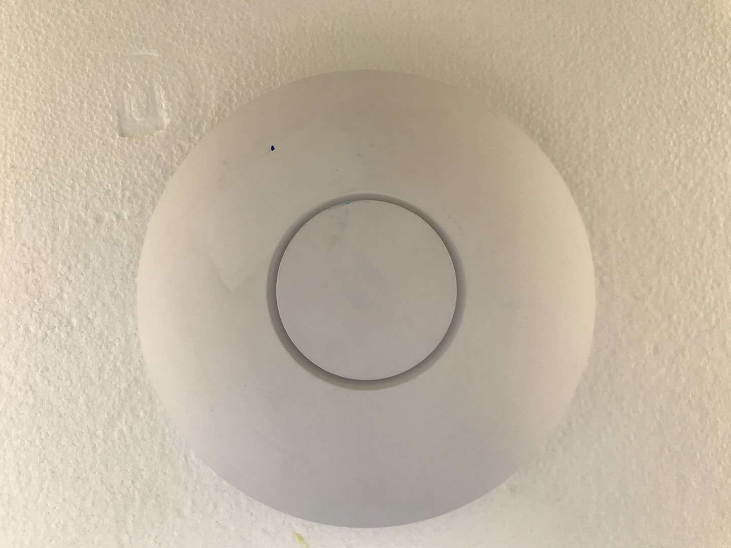 Ubiquiti U6LR external FCC photo from External Photos p. 1