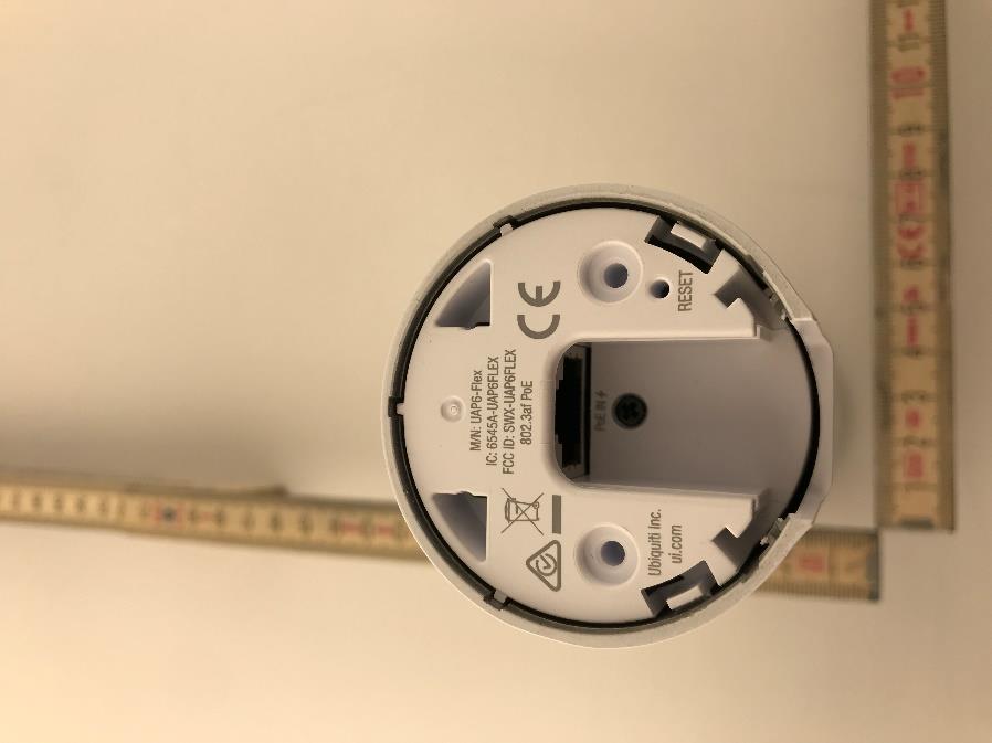 Ubiquiti U6MESH external FCC photo from External Photos p. 3