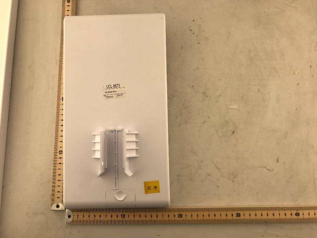 Ubiquiti U6MESHP external FCC photo from External Photos p. 1