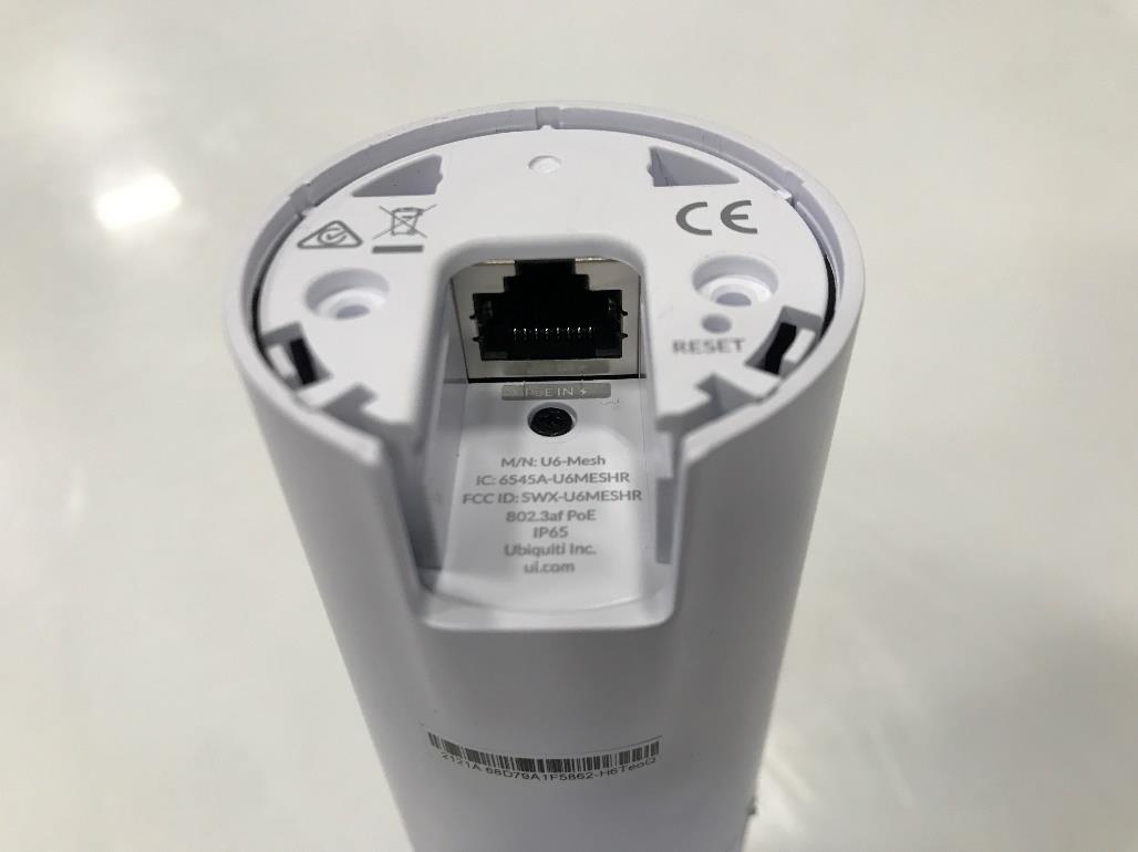 Ubiquiti U6MESHR external FCC photo from External Photos p. 4