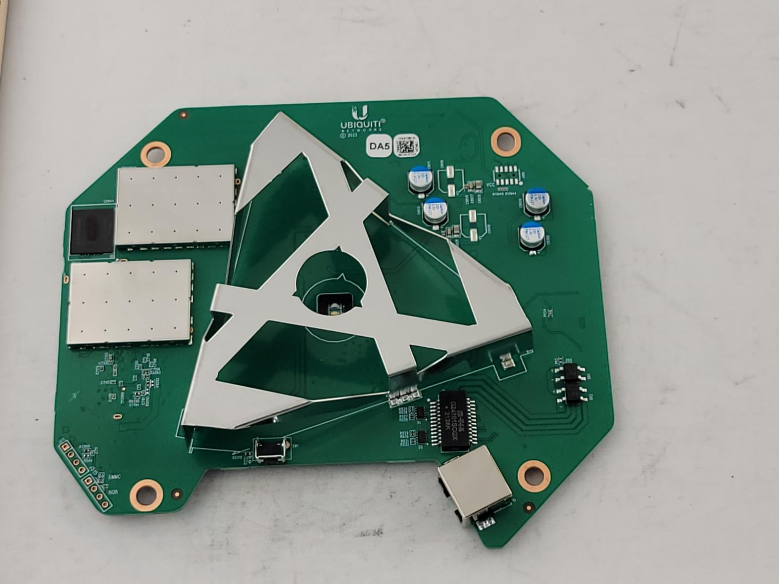 Ubiquiti U6PLR internal FCC photo from Internal Photos p. 1