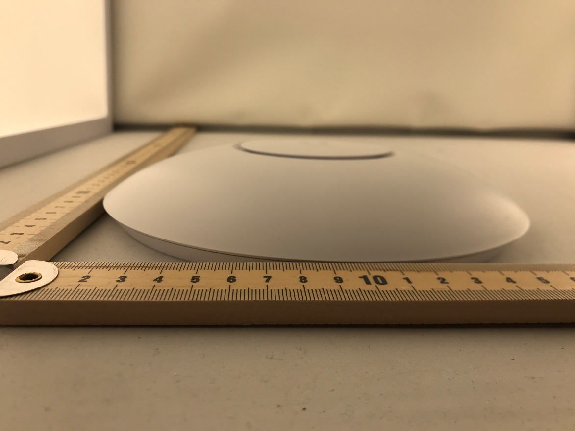 Ubiquiti U6PROR external FCC photo from External Photos p. 4