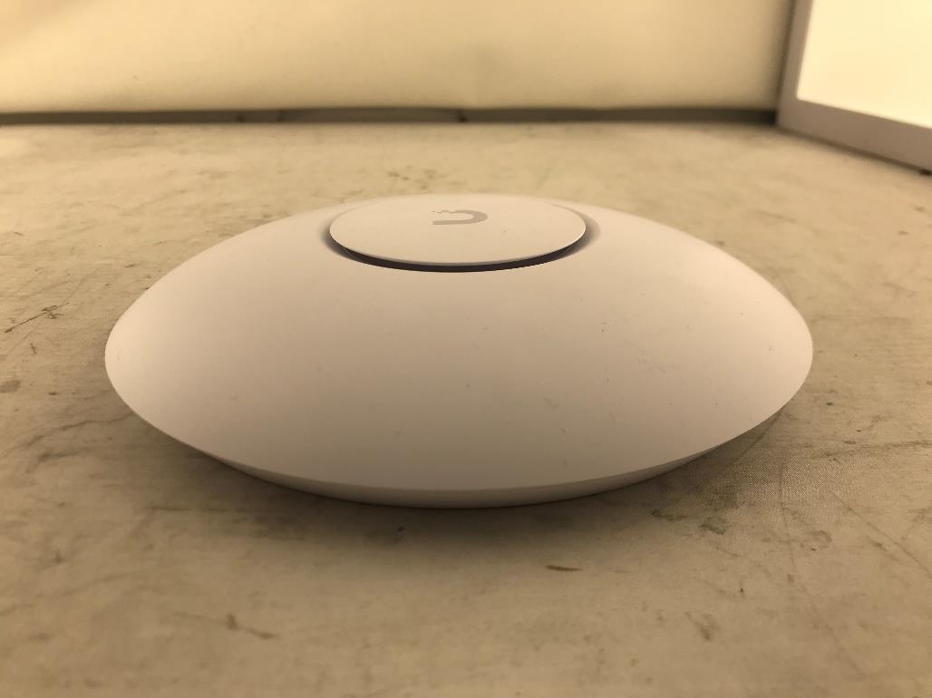 Ubiquiti U7LITE external FCC photo from External Photos p. 2