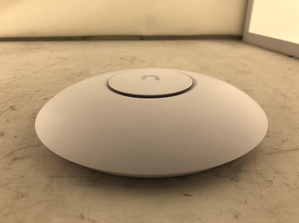 Ubiquiti U7LITE external FCC photo from External Photos p. 2