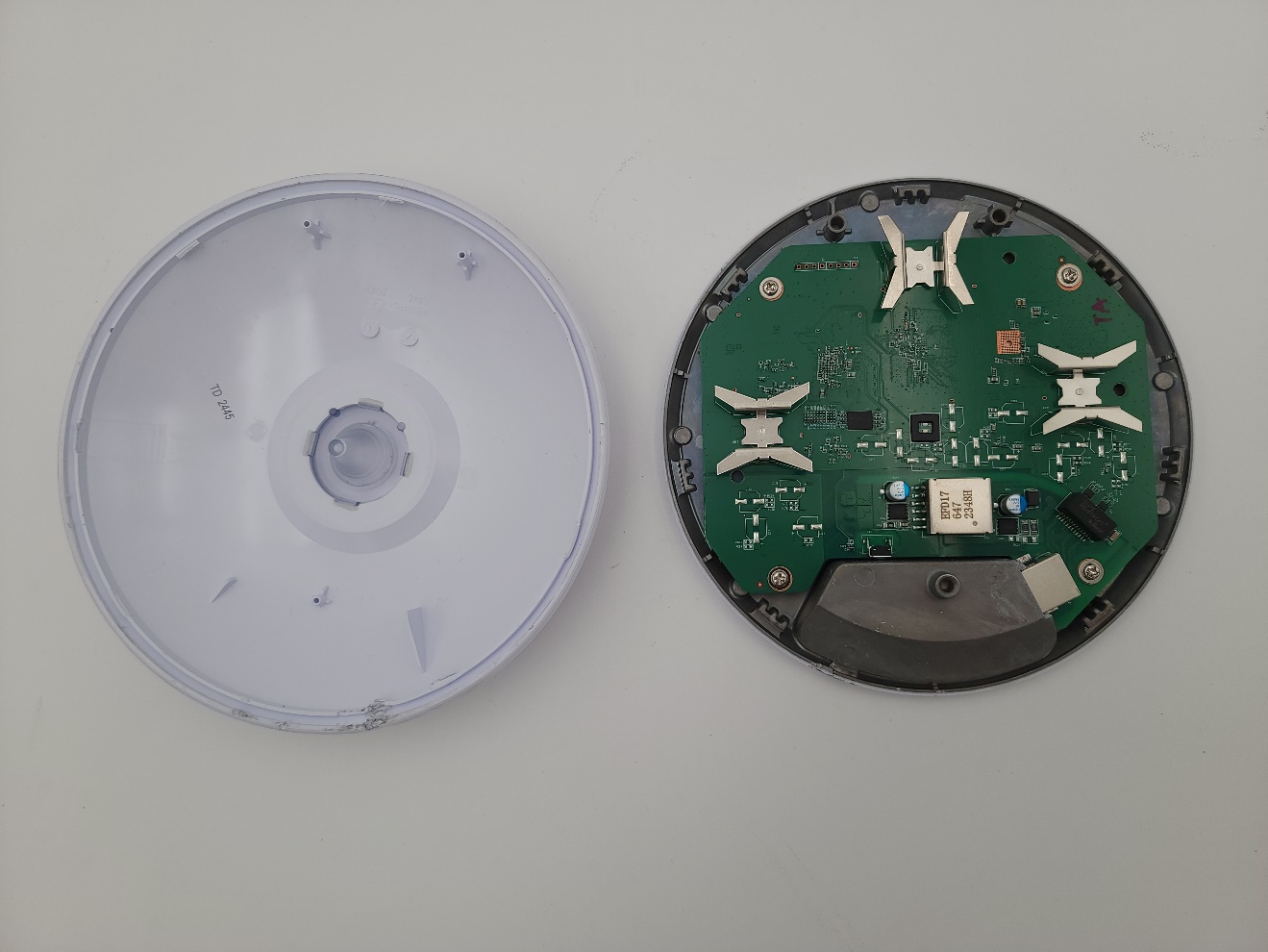 Ubiquiti U7LR internal FCC photo from Internal Photos p. 1