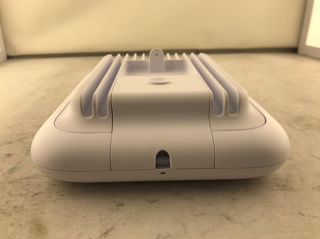 Ubiquiti U7PROO external FCC photo from External Photos p. 3