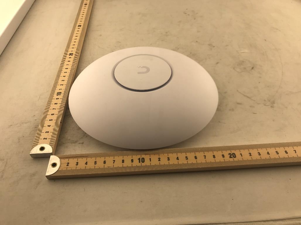 Ubiquiti U7PROP external FCC photo from External Photos p. 3