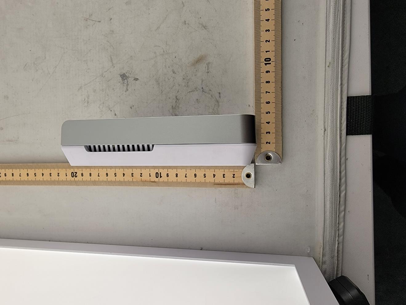 Ubiquiti U7PROW external FCC photo from External Photos p. 4