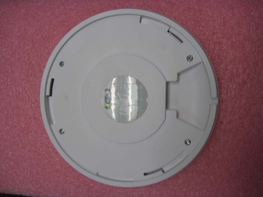 Ubiquiti UAP external FCC photo from External Photos p. 1
