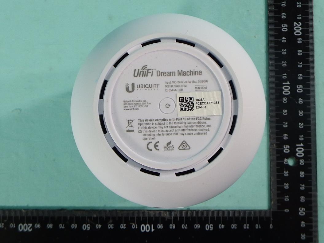 Ubiquiti UDM external FCC photo from External Photos p. 2